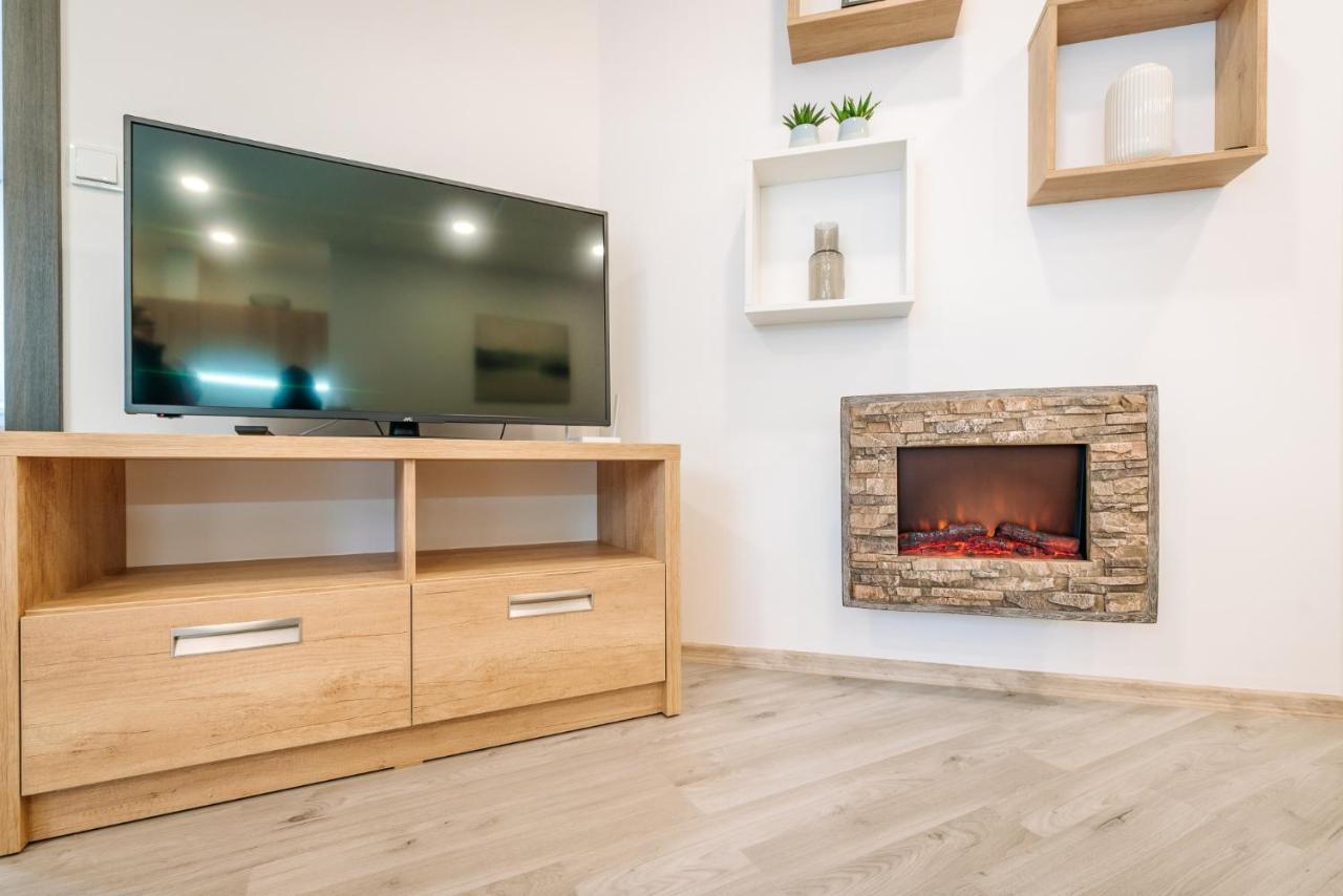 Apartment Hugo Klinovec Loučná pod Klínovcem Extérieur photo